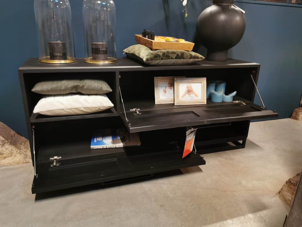 OMG TV-Schrank – Room108 Eindhoven